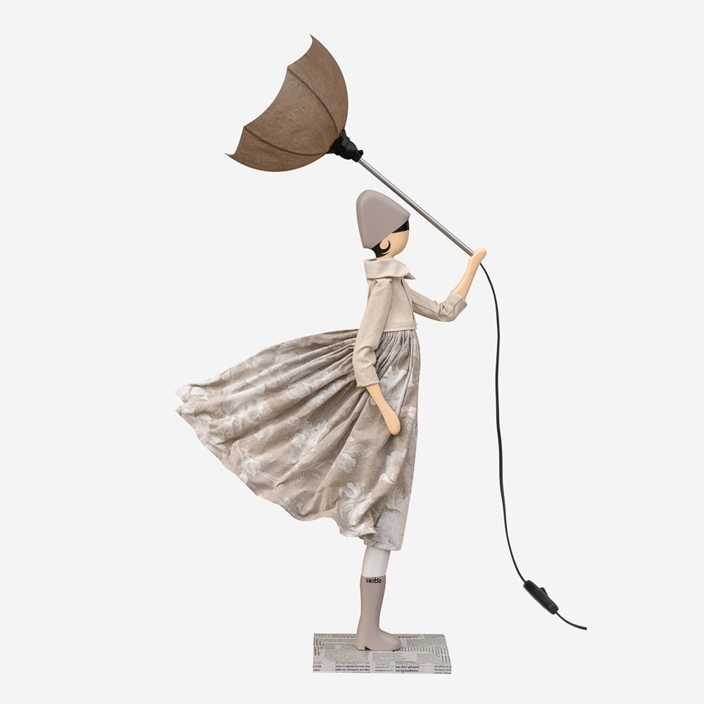 Touli little girl table lamp - product image.