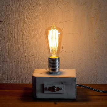 EDI table lamp